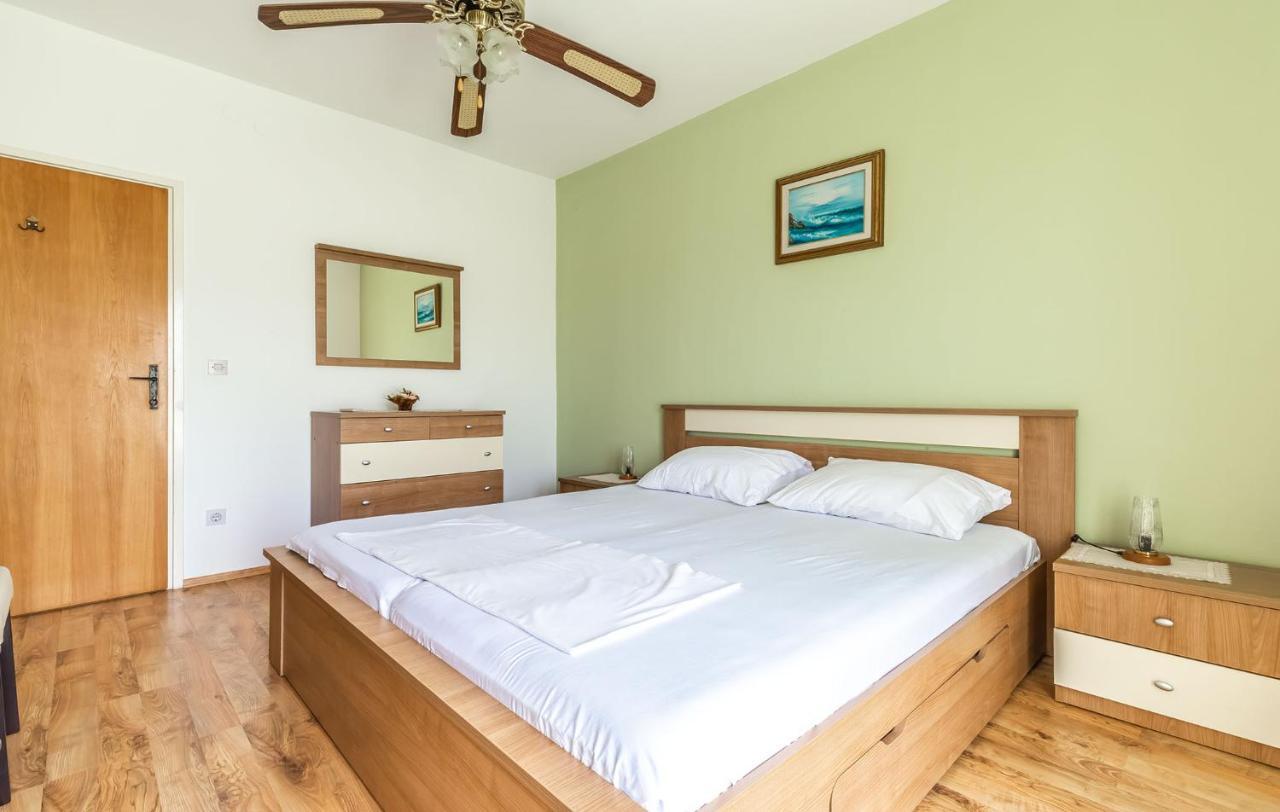 Appartement Milo à Poreč Extérieur photo
