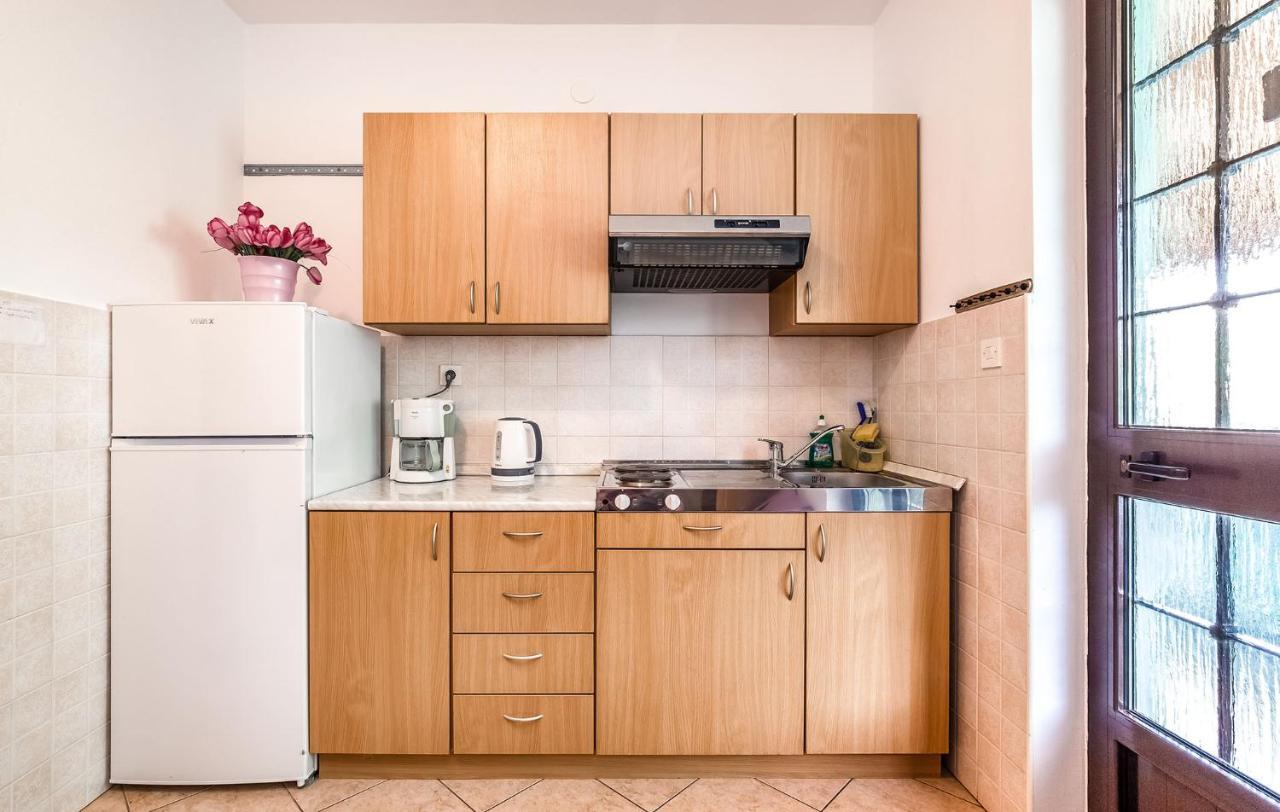 Appartement Milo à Poreč Extérieur photo